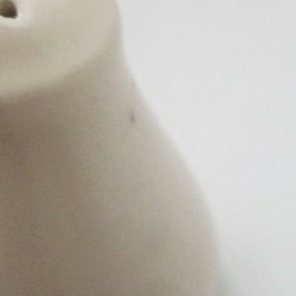 Rare Laura Zindel Devil in the Bush Salt Shaker Ceramic - Picture 9 of 11